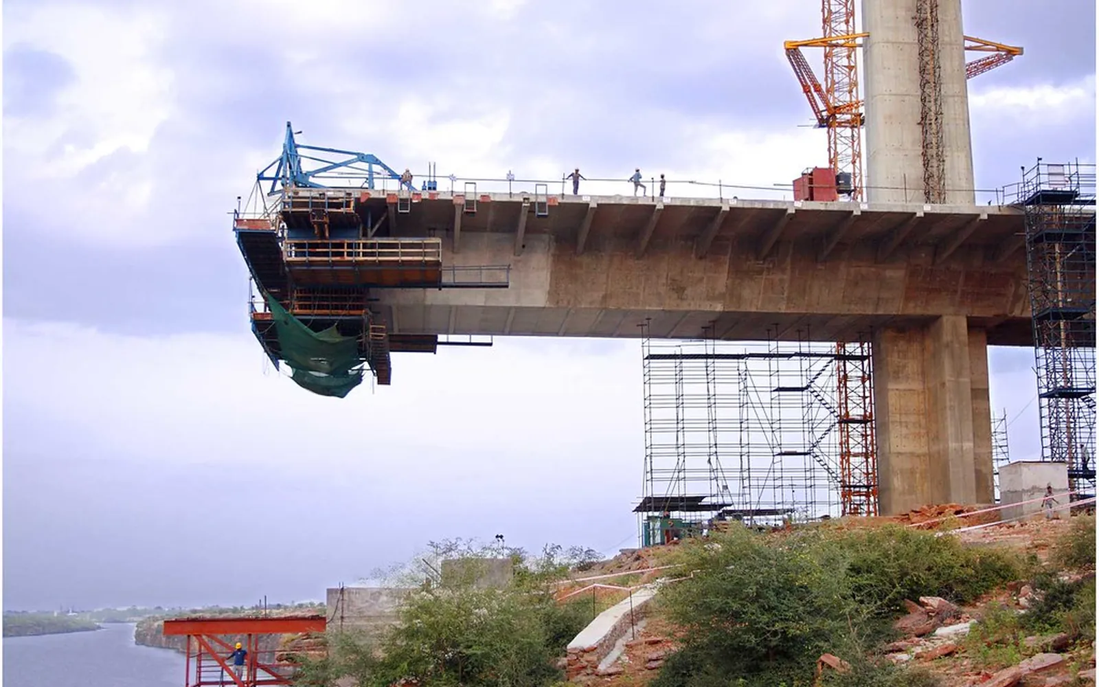 A bridge across the Chambal River at Kota