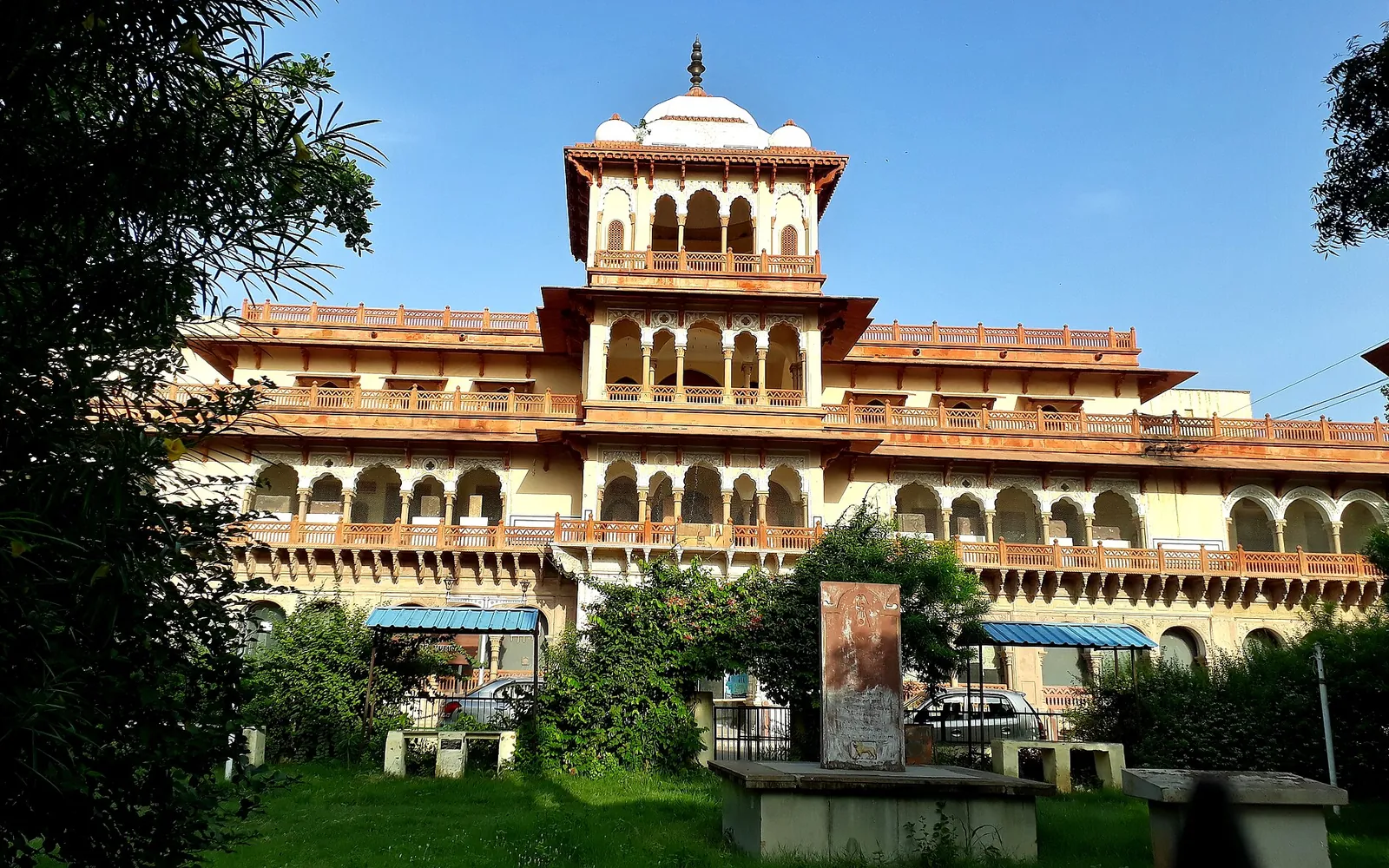 The Garh Palace in the centre of Jhalawar