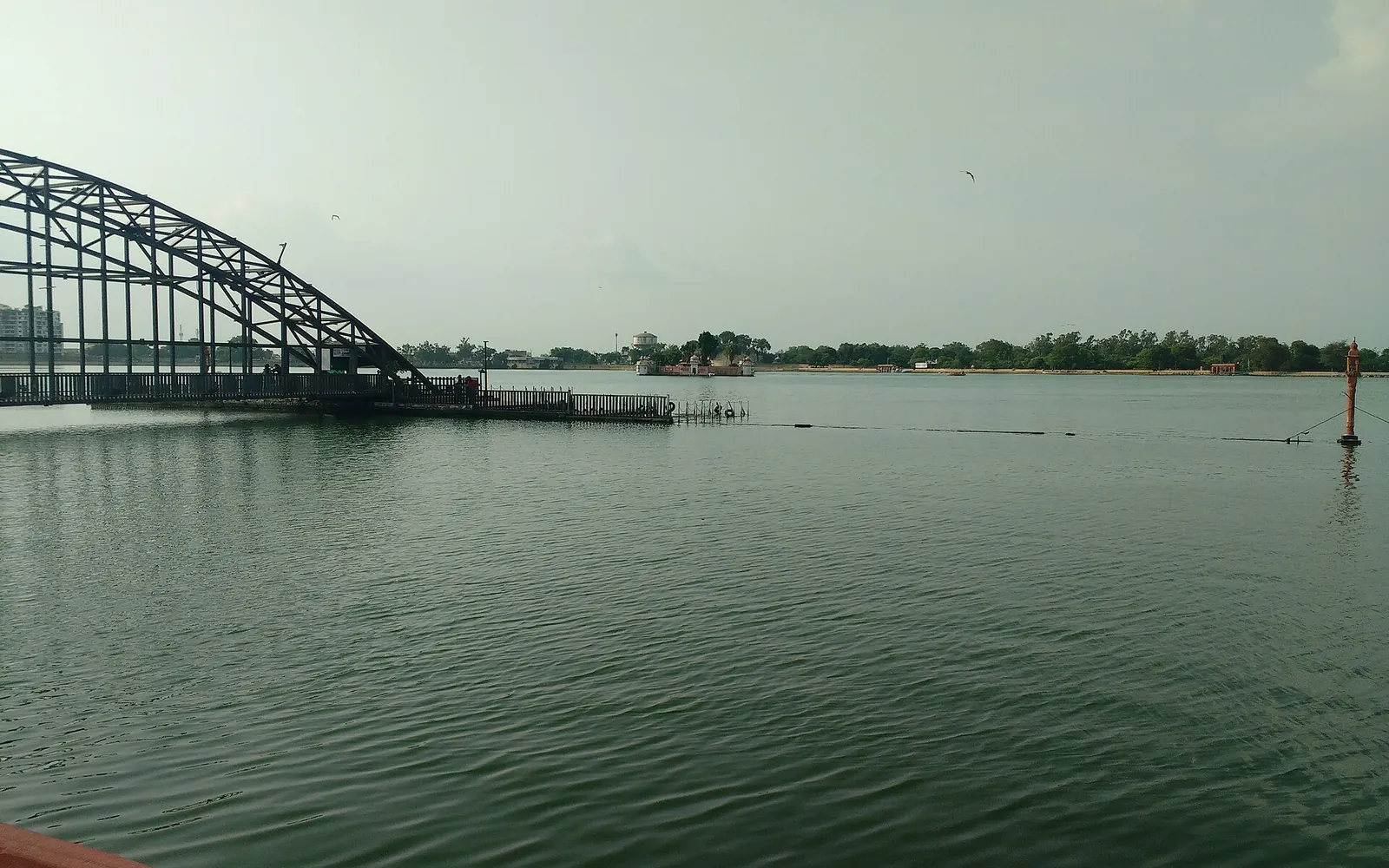 A lake in Kota on a clear day